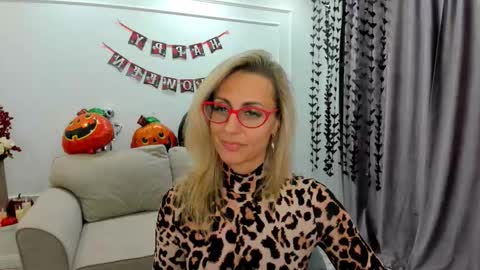 Diana online show from October 19, 11:44 am