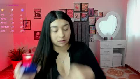 Snapshot of mushi_ chatting on March 29, 7:36 pm mushi_ online show from March 29, 7:36 pm