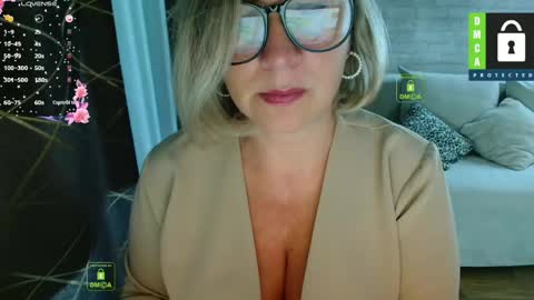 Lana online show from May 29, 9:51 am