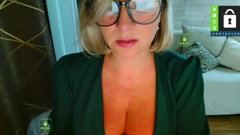 Lana online show from May 30, 10:01 am