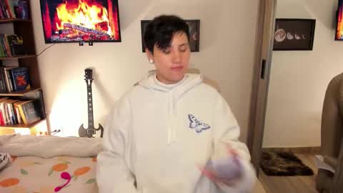 VALENTINA Luna  online show from December 1, 9:25 am