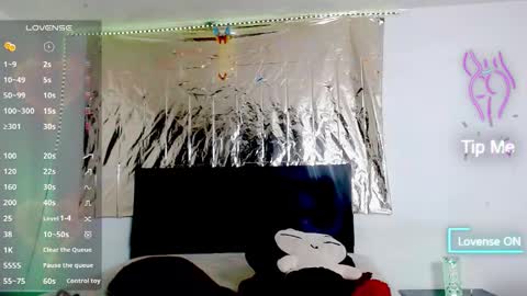 Snapshot of mussa_hott chatting on February 19, 8:49 pm Mussa Hott online show from February 19, 8:49 pm