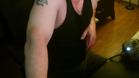 Snapshot of mustenjoyhead79 chatting on October 2, 10:50 pm mustenjoyhead79 online show from October 2, 10:50 pm