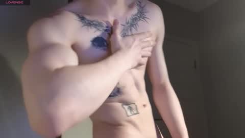 Snapshot of mvpzxc chatting on October 26, 6:47 pm 1x1 online show from October 26, 6:47 pm