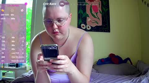 Snapshot of mxgoddex chatting on July 2, 10:16 pm Caidra online show from July 2, 10:16 pm