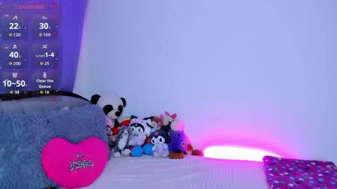 Snapshot of my__aleja chatting on May 10, 6:51 am ........ online show from May 10, 6:51 am
