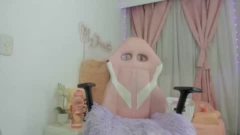 my_brunetteee online show from February 16, 11:56 pm