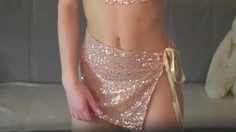 Snapshot of my_little_pollly chatting on April 1, 1:41 pm Polly online show from April 1, 1:41 pm
