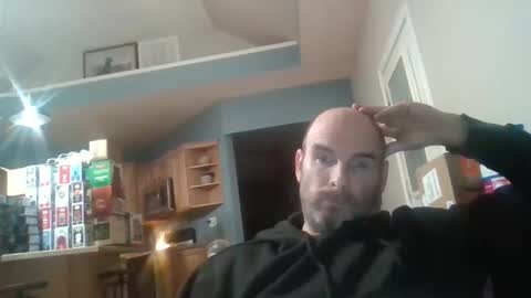 Snapshot of my_little_vienna_sausage chatting on January 2, 11:38 pm vienna online show from January 2, 11:38 pm