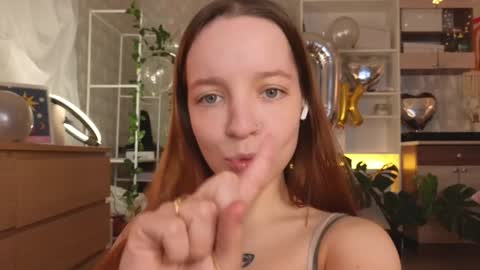 Snapshot of my_mia_ chatting on January 12, 9:40 am MIA I will be here Monday Wednesday Thursday Saturday online show from January 12, 9:40 am