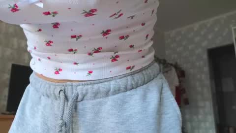 Snapshot of my_mia_ chatting on February 23, 12:37 pm MIA I will be here Monday Wednesday Thursday Saturday online show from February 23, 12:37 pm