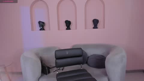 Snapshot of myaravachi chatting on January 4, 8:37 pm Mya Ravachi online show from January 4, 8:37 pm