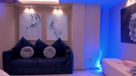 Snapshot of myaravachi chatting on January 18, 2:58 am Mya Ravachi online show from January 18, 2:58 am