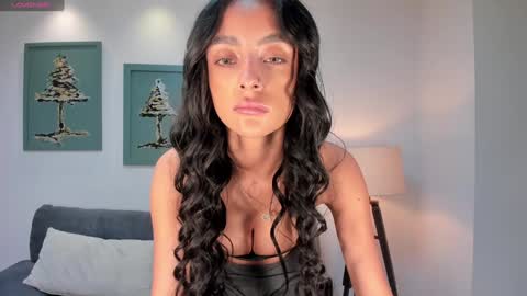 Snapshot of myaravachi chatting on January 27, 12:12 am Mya Ravachi online show from January 27, 12:12 am