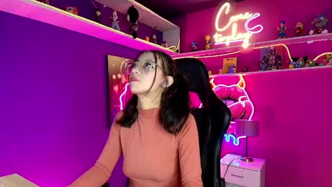 Milly Cute online show from April 12, 5:01 am