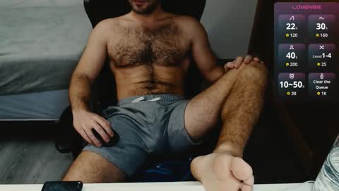 Snapshot of myhairymacho chatting on February 10, 5:28 pm Juan OF myhairymacho online show from February 10, 5:28 pm