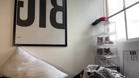 Snapshot of myke_esthetic chatting on September 11, 4:40 pm Myke esthetic online show from September 11, 4:40 pm