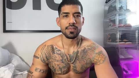 Snapshot of myke_esthetic chatting on October 9, 12:03 pm Myke esthetic online show from October 9, 12:03 pm