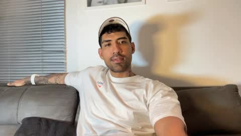 Myke esthetic online show from April 14, 7:47 am