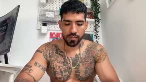 Snapshot of myke_esthetic chatting on June 15, 4:42 pm Myke esthetic online show from June 15, 4:42 pm