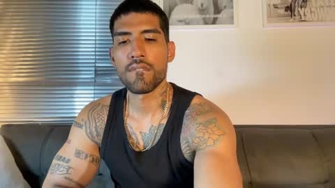 Snapshot of myke_esthetic chatting on July 15, 6:07 am Myke esthetic online show from July 15, 6:07 am