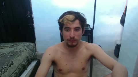 Snapshot of myke_xxx chatting on December 2, 7:38 pm mike online show from December 2, 7:38 pm