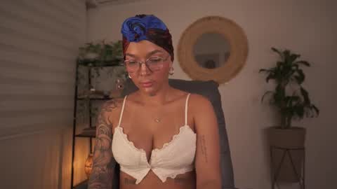 jacke BUNNY online show from January 17, 12:48 am