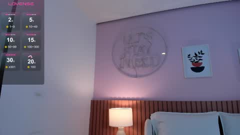 Snapshot of myla_cute18 chatting on August 5, 12:19 pm myla 3 online show from August 5, 12:19 pm