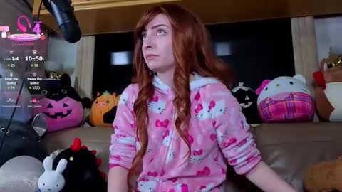 Snapshot of mymindbreaks2 chatting on January 6, 11:40 pm mymindbreaks online show from January 6, 11:40 pm