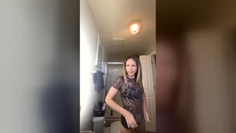 mypreacherswife4 online show from January 17, 4:43 pm