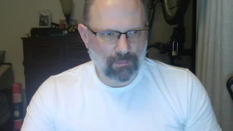 Just hanging out - No pressure online show from July 1, 3:52 am
