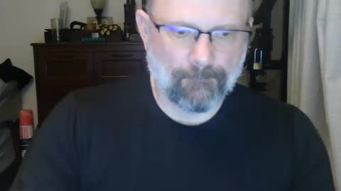 Just hanging out - No pressure online show from July 2, 5:02 am