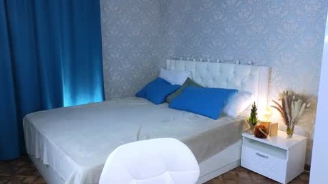 Snapshot of myshkek chatting on January 14, 1:36 am Mickey online show from January 14, 1:36 am