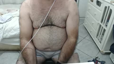 Snapshot of mysterbearmg chatting on November 14, 1:37 am mysterbearmg online show from November 14, 1:37 am