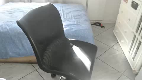 mysterbearmg online show from January 11, 8:03 pm