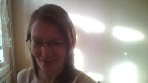 Snapshot of mysterious_blondy chatting on February 26, 3:16 am mysterious_blondy online show from February 26, 3:16 am