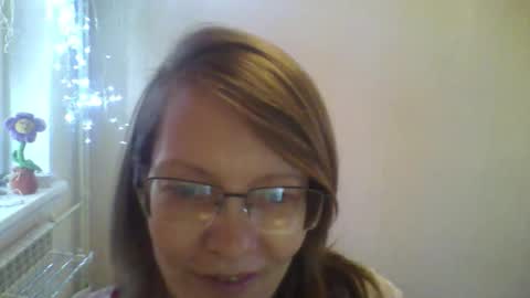 Snapshot of mysterious_blondy chatting on March 2, 7:15 am mysterious_blondy online show from March 2, 7:15 am