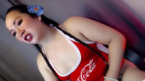 Snapshot of mysterious_kim chatting on October 10, 3:05 am kimmy online show from October 10, 3:05 am