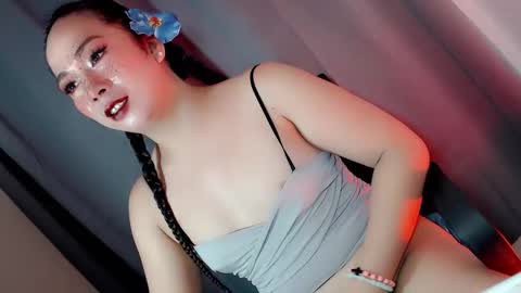 Snapshot of mysterious_kim chatting on October 19, 3:29 am kimmy online show from October 19, 3:29 am