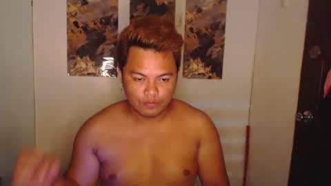 Snapshot of mysteriousasiangay chatting on September 14, 2:05 pm Mater Jerk online show from September 14, 2:05 pm