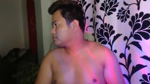 Snapshot of mysteriousasiangay chatting on October 26, 11:49 am Mater Jerk online show from October 26, 11:49 am