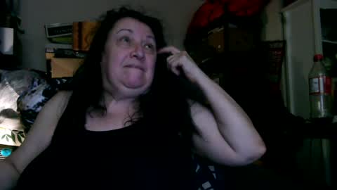 Snapshot of mysteriouswoman18 chatting on August 2, 2:54 am mysteriouswoman18 online show from August 2, 2:54 am