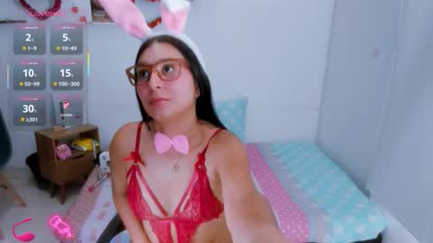 Mystery couple online show from March 27, 7:13 pm