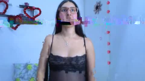 Mystery couple online show from April 17, 7:28 pm