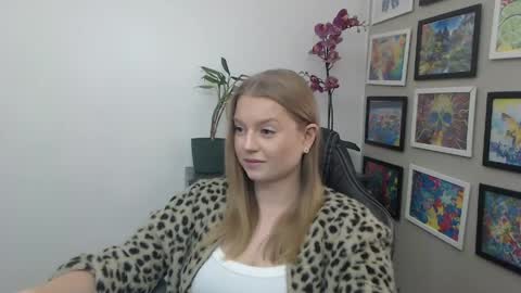 Erica online show from April 2, 10:46 am