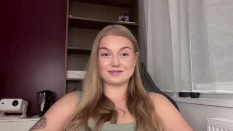 Erica online show from July 10, 11:57 am