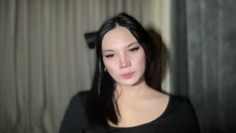 UR GIRL NEXTDOOR online show from February 10, 1:43 am