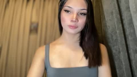 UR GIRL NEXTDOOR online show from February 16, 3:13 am