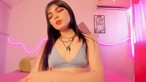 mysticamber1 online show from September 9, 9:25 pm