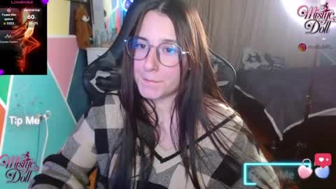 Snapshot of mysticdoll69 chatting on May 12, 9:56 pm mysticdoll69 online show from May 12, 9:56 pm